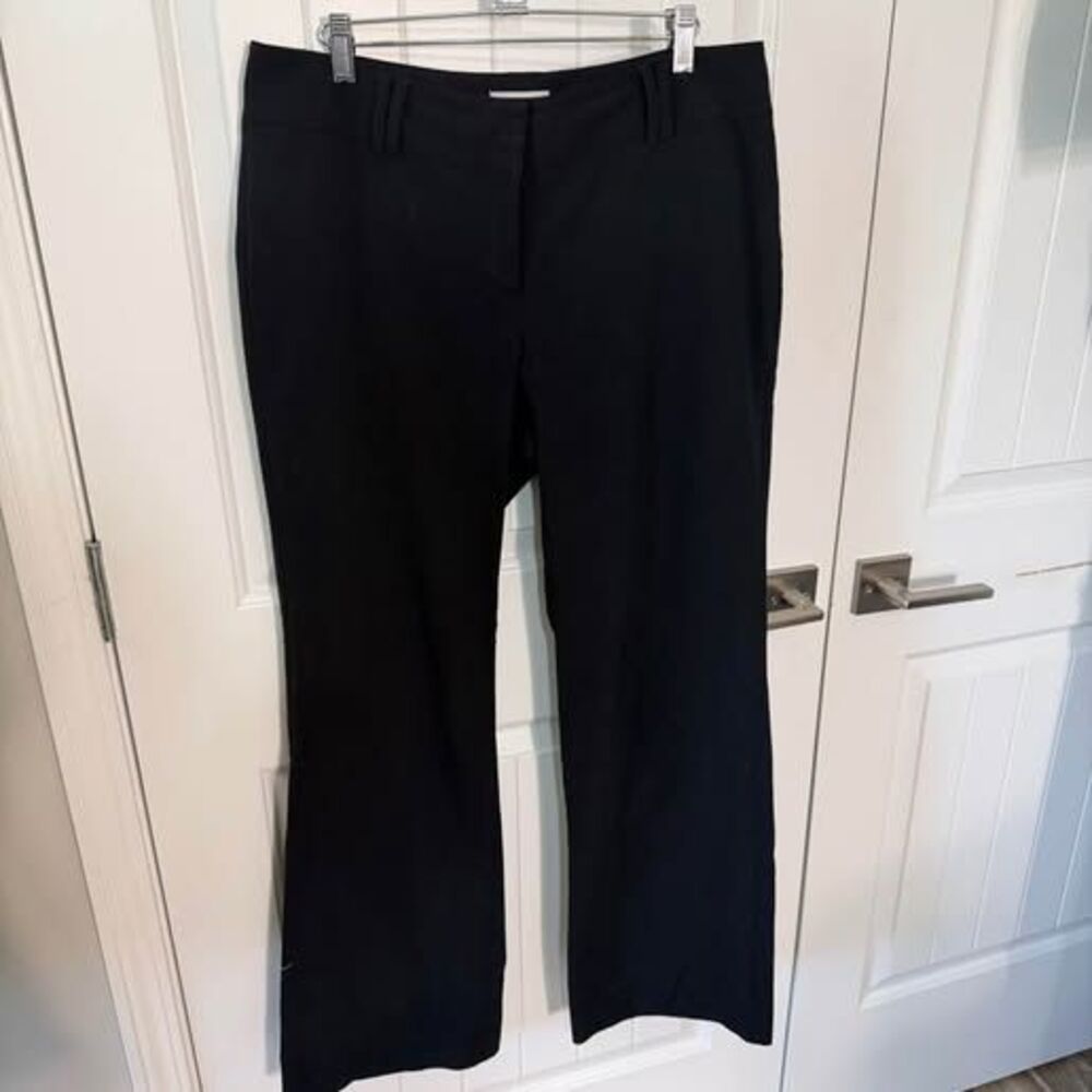 Dress Pants Size 12 New York & Company black 10”=rise 32”=inseam 18”=waist C7353